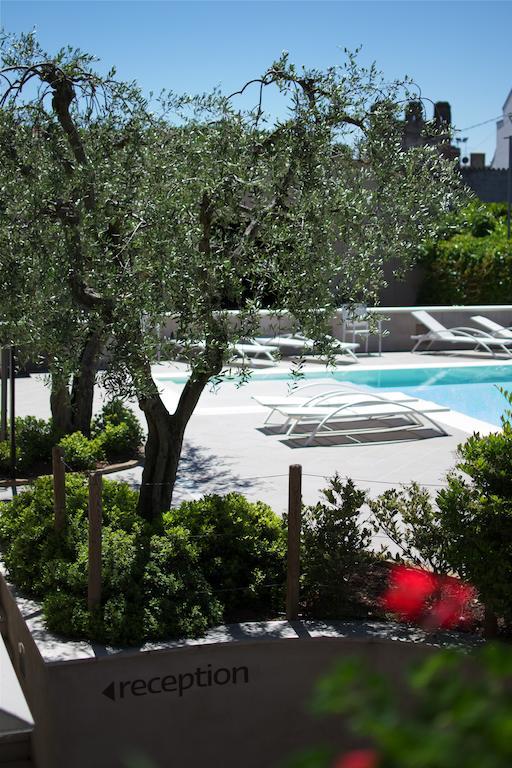 Vialeromadodici Rooms & Apartments Lazise Luaran gambar