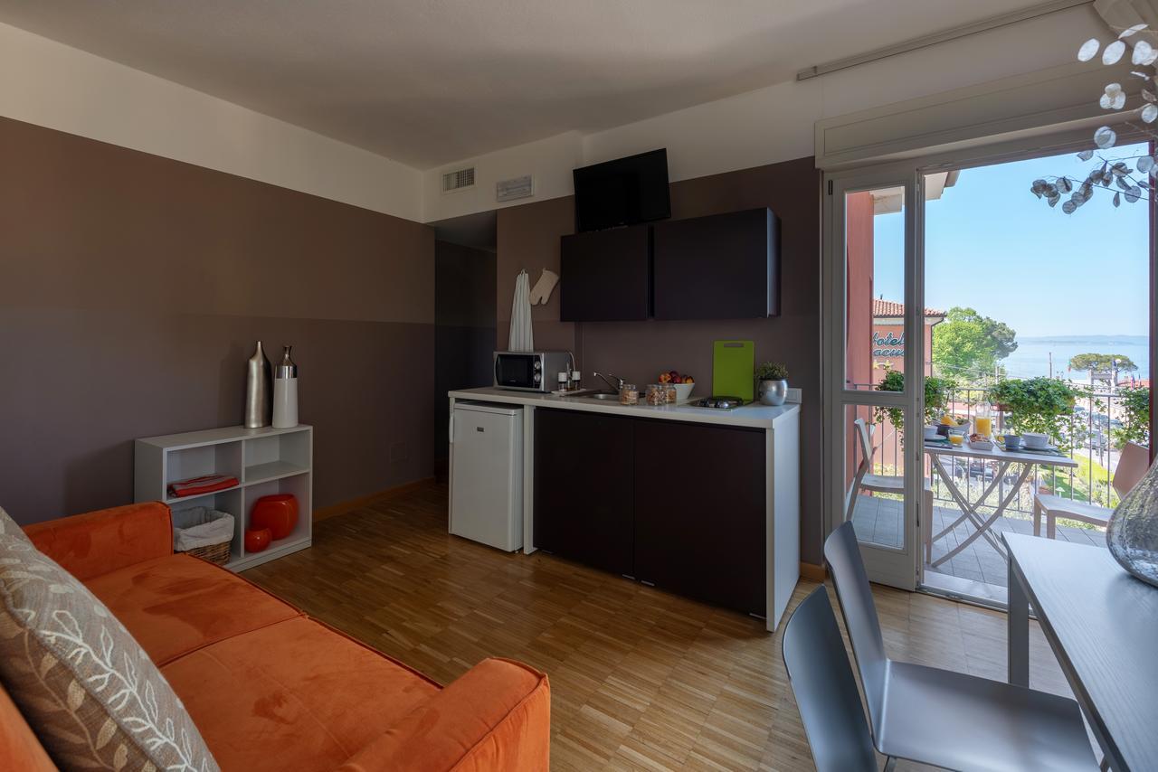 Vialeromadodici Rooms & Apartments Lazise Luaran gambar