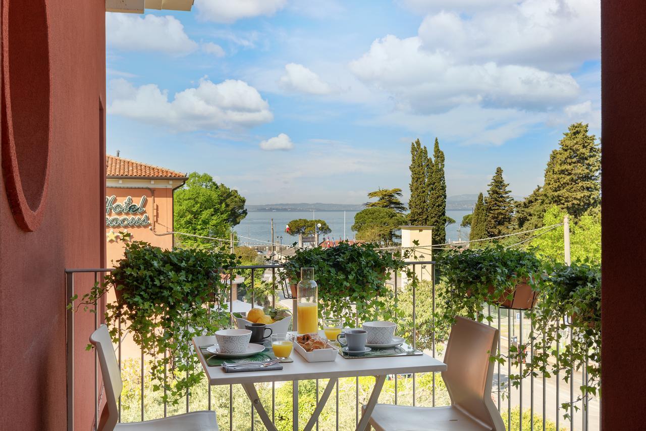Vialeromadodici Rooms & Apartments Lazise Luaran gambar