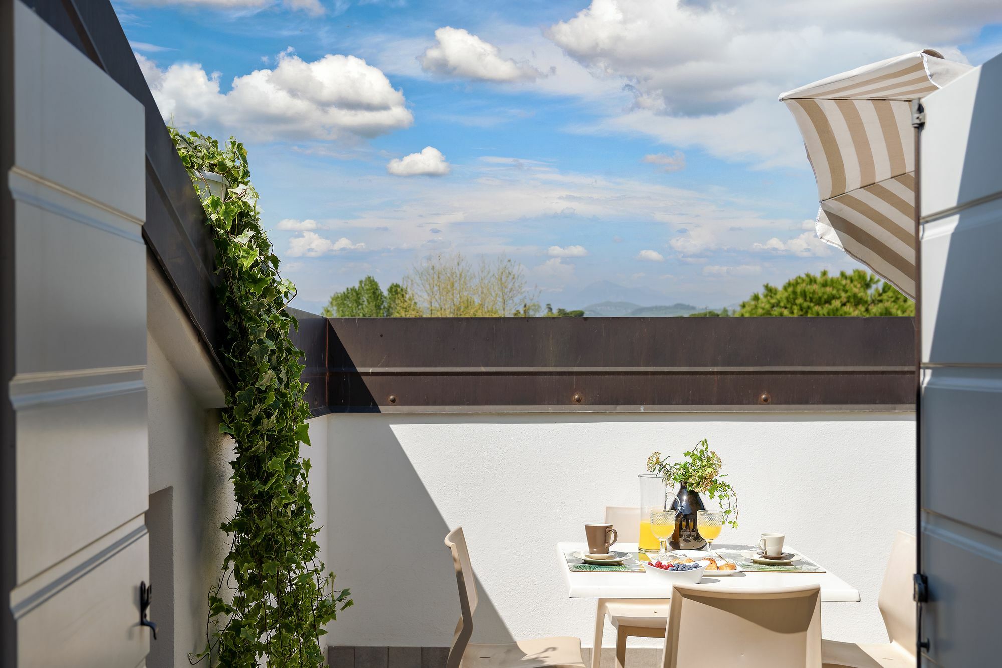 Vialeromadodici Rooms & Apartments Lazise Luaran gambar